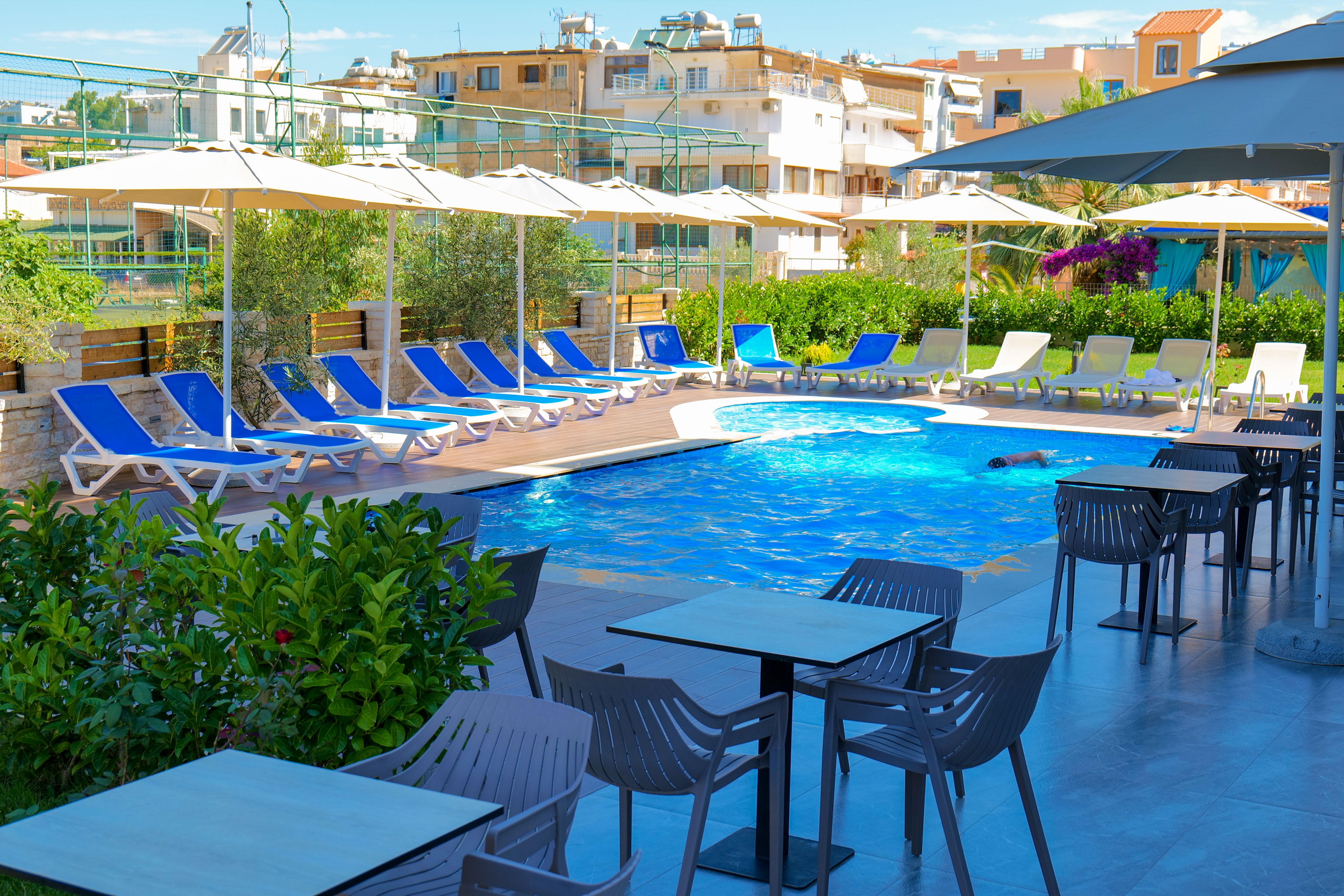 Alexander Hotel