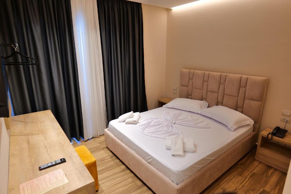 Deluxe Double Room with Sea View