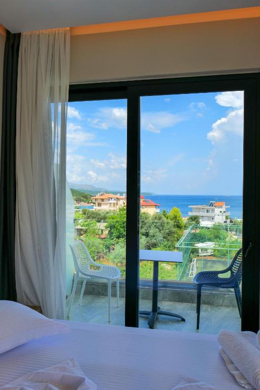 Deluxe Double Room with Sea View