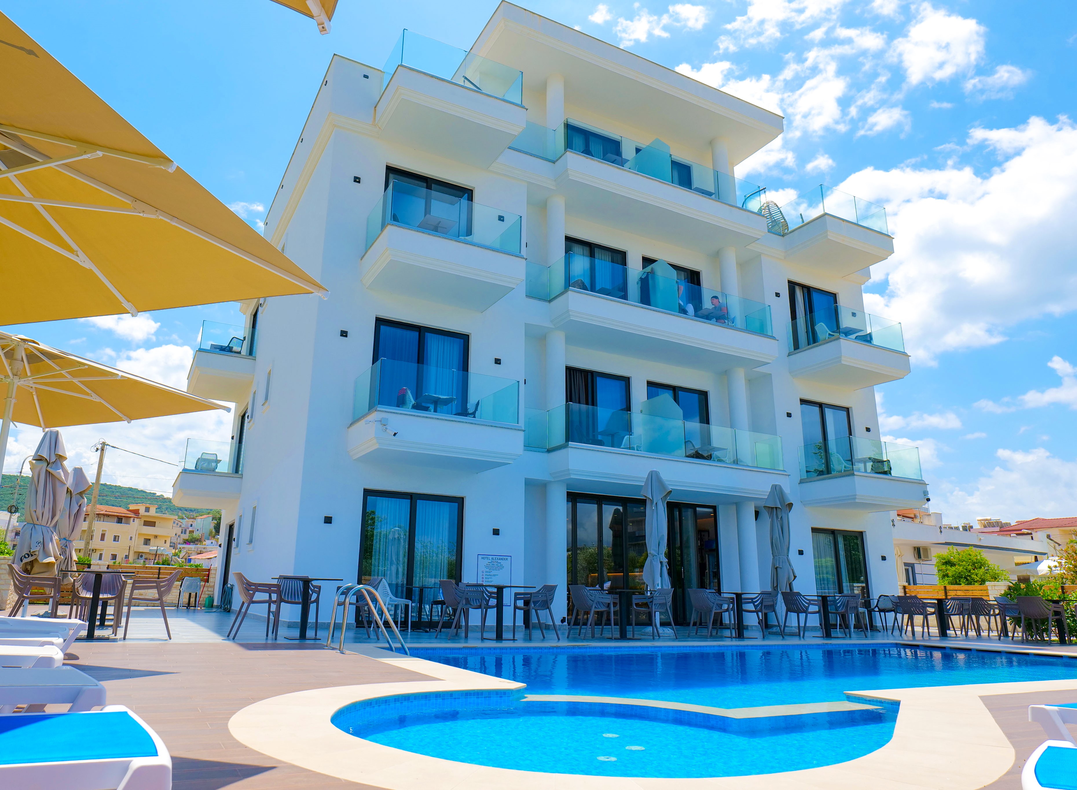 Alexander Hotel